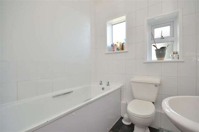  Image of 1 bedroom Apartment for sale in Longford Road Bognor Regis PO21 at Bognor Regis West Sussex Bognor Regis, PO21 1AD
