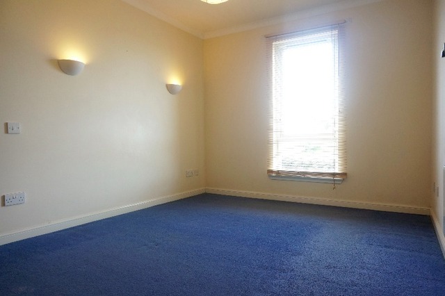 Image of 2 bedroom Flat to rent in Lower Granton Road Edinburgh EH5 at Granton Edinburgh Edinburgh, EH5 1ER