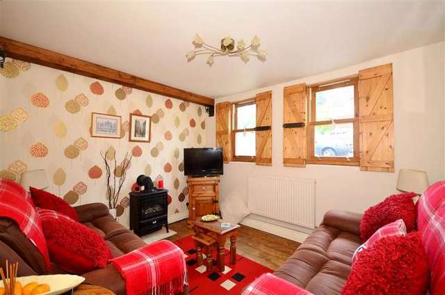  Image of 2 bedroom End of Terrace for sale in Lower Rainham Road Rainham Gillingham ME8 at Rainham Gillingham Gillingham, ME8 7TN