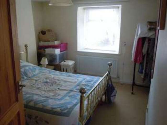  Image of 2 bedroom Terraced house for sale in Lower Street Merriott TA16 at Lower Street  Merriott, TA16 5NN
