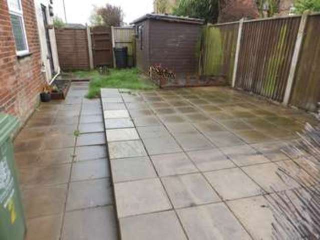  Image of 3 bedroom Semi-Detached house to rent in Lowestoft Road Gorleston Great Yarmouth NR31 at Lowestoft Road Gorleston Great Yarmouth, NR31 6JL