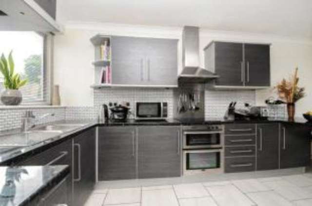  Image of 2 bedroom Maisonette for sale in Lullington Garth Oaklands Road Bromley BR1 at Oaklands Road Bromley Bromley, BR1 3SR