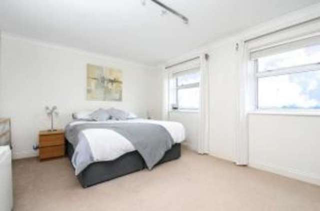  Image of 2 bedroom Maisonette for sale in Lullington Garth Oaklands Road Bromley BR1 at Oaklands Road Bromley Bromley, BR1 3SR