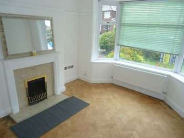  Image of 5 bedroom Semi-Detached house to rent in Gunning Avenue Eccleston St. Helens WA10 at Gunning Avenue Eccleston St. Helens, WA10 5DL