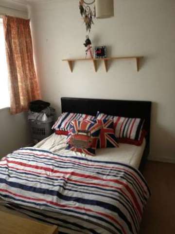  Image of 4 bedroom Detached house to rent in Lyall Place Farnham GU9 at Lyall Place  Farnham, GU9 0EQ