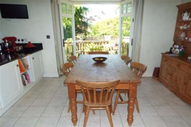  Image of 4 bedroom Detached house to rent in Southampton Road Lyndhurst SO43 at Lyndhurst, SO43 7BU