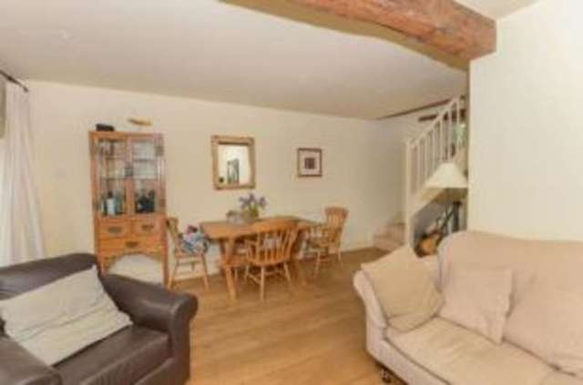  Image of 2 bedroom Barn Conversion for sale in Lyneham Chipping Norton OX7 at Lyneham Chipping Norton Lyneham, OX7 6QP