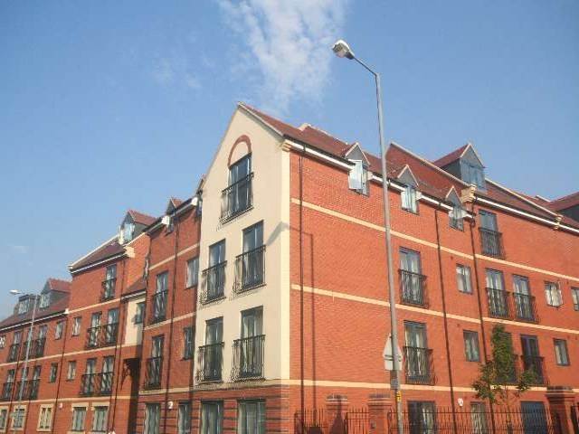  Image of 2 bedroom Flat to rent in Magdala Court The Butts Worcester WR1 at The Butts Worcester Worcester, WR1 3PB
