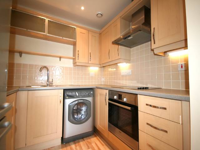  Image of 2 bedroom Flat to rent in Magdala Court The Butts Worcester WR1 at The Butts Worcester Worcester, WR1 3PB