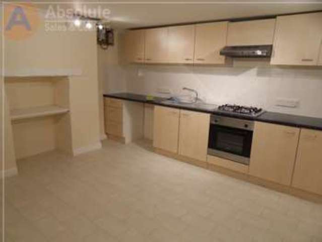  Image of 1 bedroom Flat to rent in Magdalene Road Torquay TQ1 at Magdalene Road  Torquay, TQ1 4AF