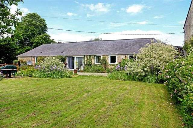  Image of 2 bedroom Barn Conversion to rent in West Orchard Shaftesbury SP7 at Manor Farmhouse West Orchard Shaftesbury, Dorset, SP7 0LJ