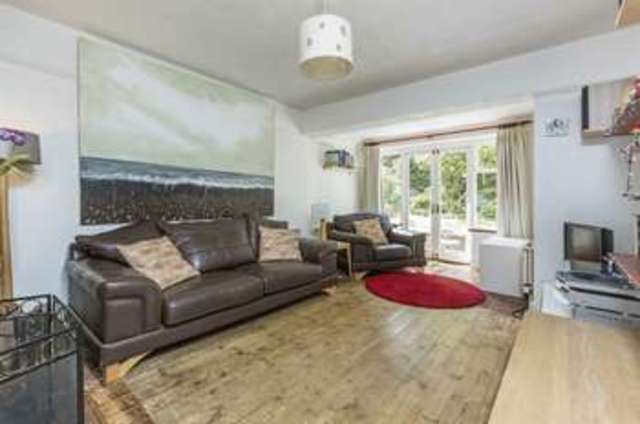  Image of 3 bedroom Detached house for sale in Manor Road Twyford Winchester SO21 at Manor Road Twyford Winchester, SO21 1RJ