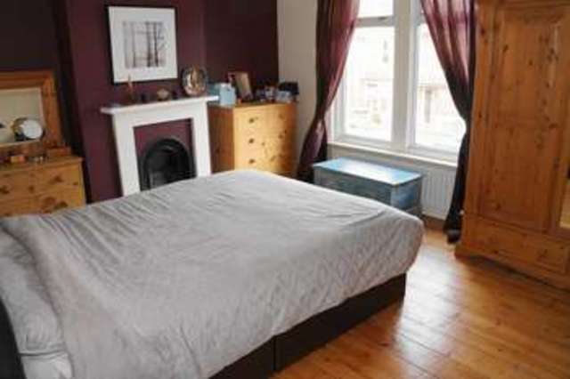  Image of 3 bedroom Terraced house for sale in Market Street Fair Oak Eastleigh SO50 at Market Street  Eastleigh, SO50 5PZ