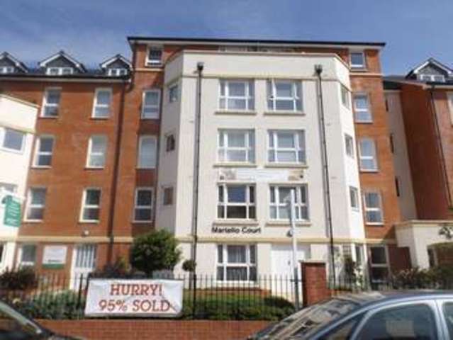  Image of 2 bedroom Flat for sale in Jevington Gardens Eastbourne BN21 at 3-15 Jevington Gardens  Eastbourne, BN21 4SD