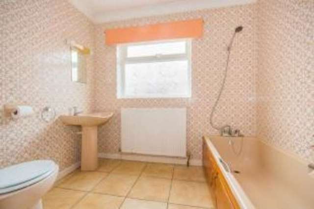  Image of 2 bedroom Bungalow for sale in Matthew Flinders Way Boston PE21 at Boston Lincolnshire Wyberton, PE21 8BN
