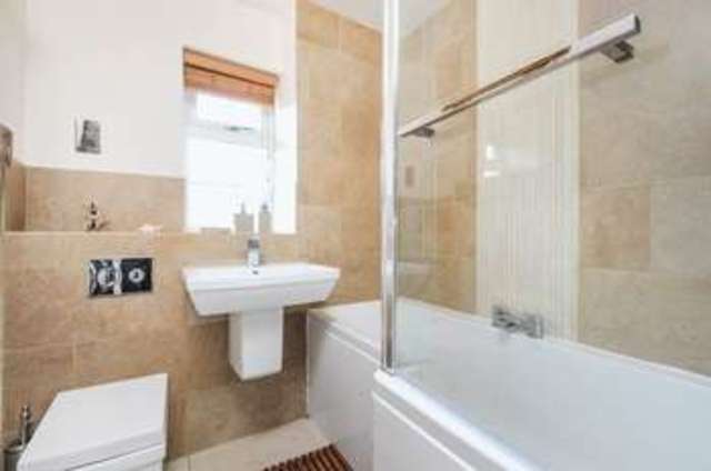  Image of 3 bedroom Semi-Detached house for sale in Medlock Grove Didcot OX11 at Medlock Grove  Didcot, OX11 7XY