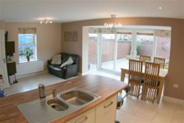  Image of 5 bedroom Detached house to rent in Michigan Place Great Sankey Warrington WA5 at Warrington, WA5 8DT