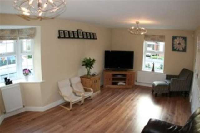  Image of 5 bedroom Detached house to rent in Michigan Place Great Sankey Warrington WA5 at Warrington, WA5 8DT