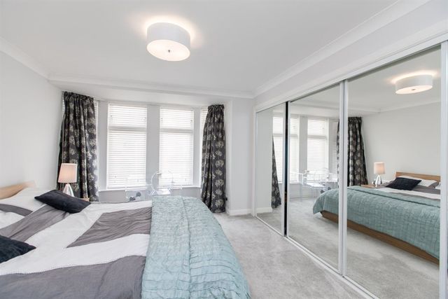  Image of 5 bedroom Detached house to rent in Mid Steil Edinburgh EH10 at Craiglockhart Edinburgh Edinburgh, EH10 5XB