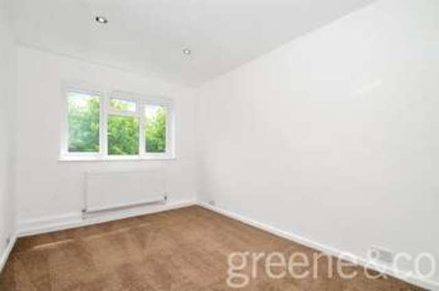  Image of 2 bedroom Flat to rent in Haslemere Road London N8 at Haslemere Road London Crouch End, N8 9QR