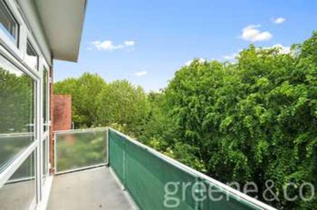  Image of 2 bedroom Flat to rent in Haslemere Road London N8 at Haslemere Road London Crouch End, N8 9QR
