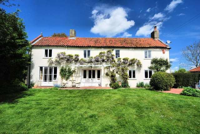  Image of 5 bedroom Detached house for sale in The Street Mileham King