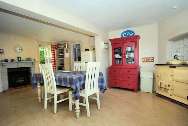  Image of 5 bedroom Detached house for sale in The Street Mileham King