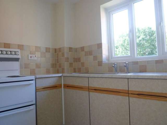  Image of 1 bedroom Flat to rent in Mill Road Drive Purdis Farm Ipswich IP3 at Purdis Farm  Ipswich, IP3 8UT