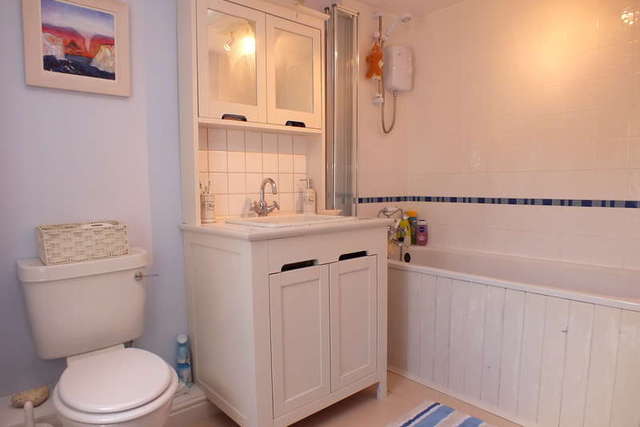  Image of 4 bedroom Detached house for sale in Cirencester Road Minchinhampton Stroud GL6 at Cirencester Road Minchinhampton Gloucestershire, GL6 9EQ
