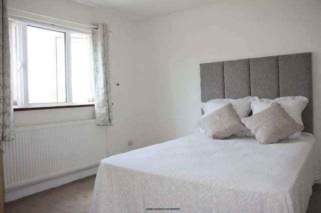  Image of 1 bedroom Detached house to rent in Minehead Way Stevenage SG1 at Stevenage Stevenage, SG1 2JJ