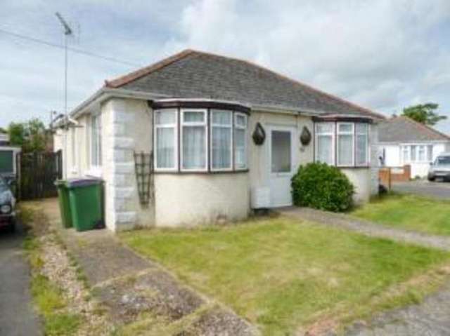  Image of 2 bedroom Bungalow for sale in Mitcham Road Dymchurch Romney Marsh TN29 at Dymchurch Romney Marsh Dymchurch, TN29 0TH