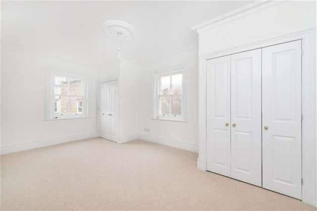 Image of 3 bedroom Detached house to rent in Mitchell