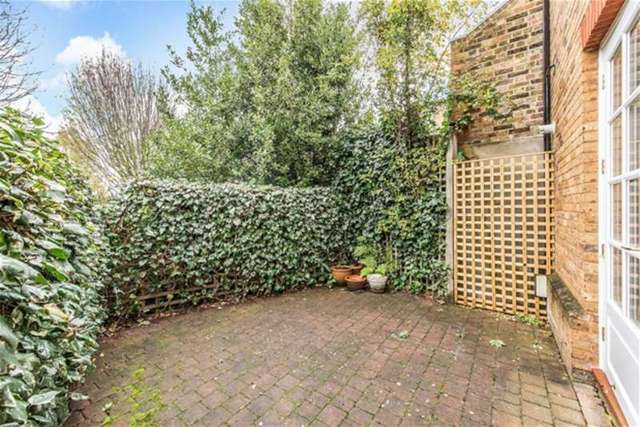  Image of 3 bedroom Detached house to rent in Mitchell