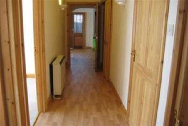  Image of 3 bedroom Maisonette to rent in Red Devon Court Modbury Ivybridge PL21 at Ivybridge, PL21 0PT