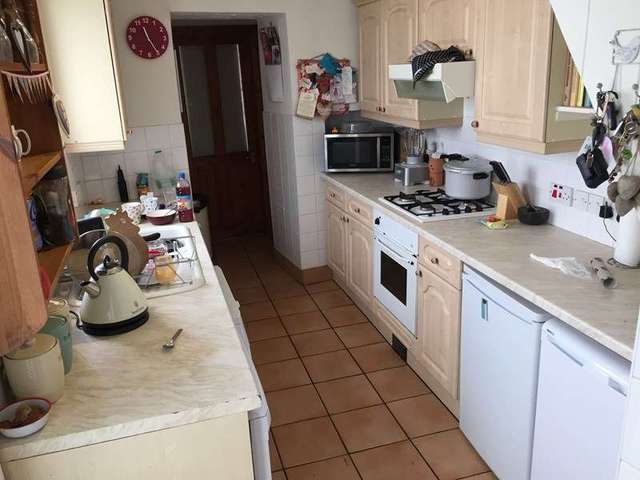  Image of 3 bedroom Property to rent in Montague Place Bideford EX39 at Montague Place  Bideford, EX39 3BX
