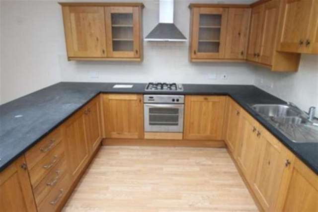  Image of 2 bedroom Detached house to rent in Mooreland Road Bromley BR1 at Bromley, BR1 3RD