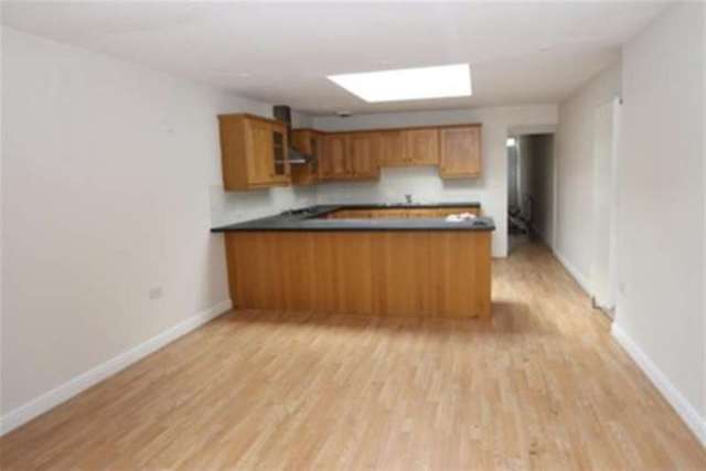  Image of 2 bedroom Detached house to rent in Mooreland Road Bromley BR1 at Bromley, BR1 3RD