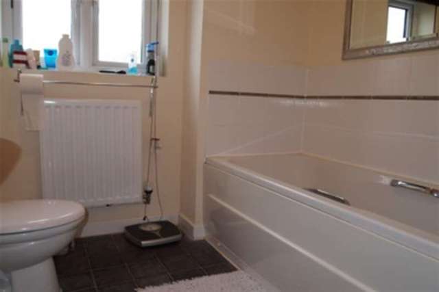  Image of 2 bedroom Flat to rent in Morse Road Norton Fitzwarren Taunton TA2 at Taunton, TA2 6BS