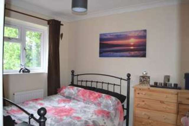  Image of 4 bedroom Detached house for sale in Mount Pleasant Hildenborough Tonbridge TN11 at Mount Pleasant  Tonbridge, TN11 9JJ