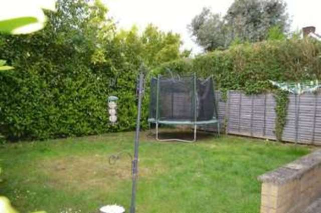  Image of 4 bedroom Detached house for sale in Mount Pleasant Hildenborough Tonbridge TN11 at Mount Pleasant  Tonbridge, TN11 9JJ