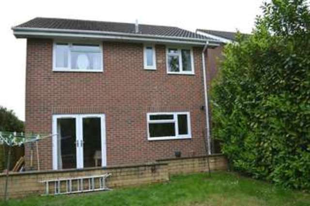  Image of 4 bedroom Detached house for sale in Mount Pleasant Hildenborough Tonbridge TN11 at Mount Pleasant  Tonbridge, TN11 9JJ