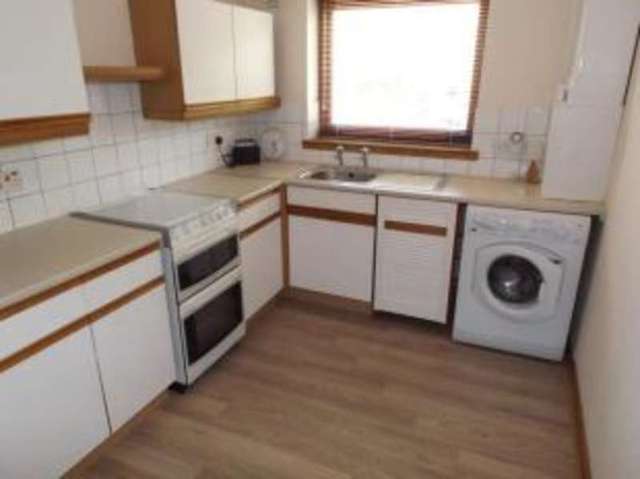  Image of 2 bedroom Flat for sale in Caledonia Gardens Gourock PA19 at 1 Caledonia Gardens Gourock Gourock, PA19 1UE