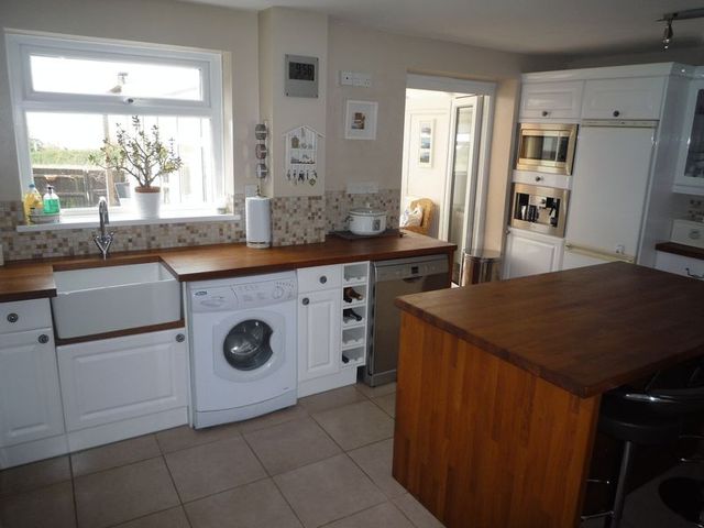  Image of 4 bedroom Detached house for sale in Murlande Way Rhoose Barry CF62 at Murlande Way  Rhoose, CF62 3HN