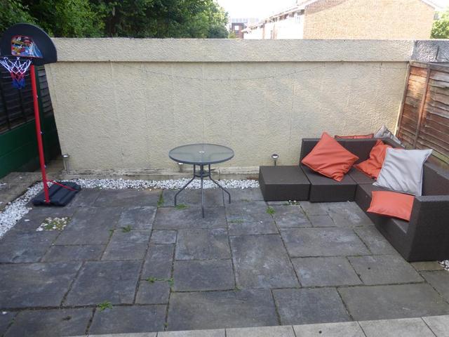  Image of 3 bedroom End of Terrace for sale in Myrtle Close Erith DA8 at Erith Kent Slade Green, DA8 3PT