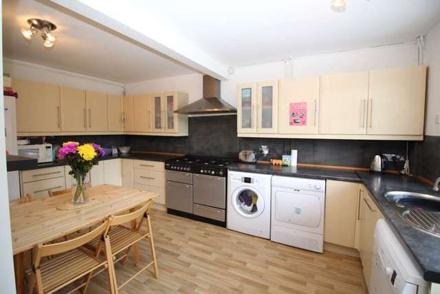  Image of 2 bedroom Town House for sale in Namur Road Wigston LE18 at Namur Road South Wigston Wigston, LE18 4UJ