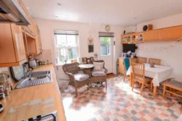  Image of 3 bedroom Terraced house for sale in Surrey Street Littlehampton BN17 at Surrey Street Littlehampton Littlehampton, BN17 5DZ