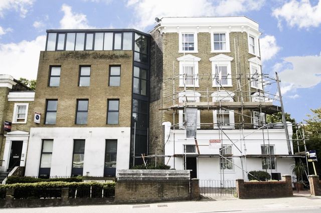  Image of 1 bedroom Flat for sale in New Cross Road London SE14 at New Cross Road  New Cross, SE14 6TY