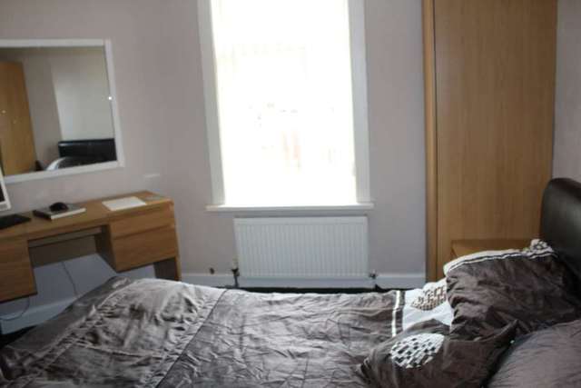  Image of 2 bedroom Semi-Detached house for sale in Newark Road Rochdale OL12 at Newark Road Syke Rochdale, OL12 0AU