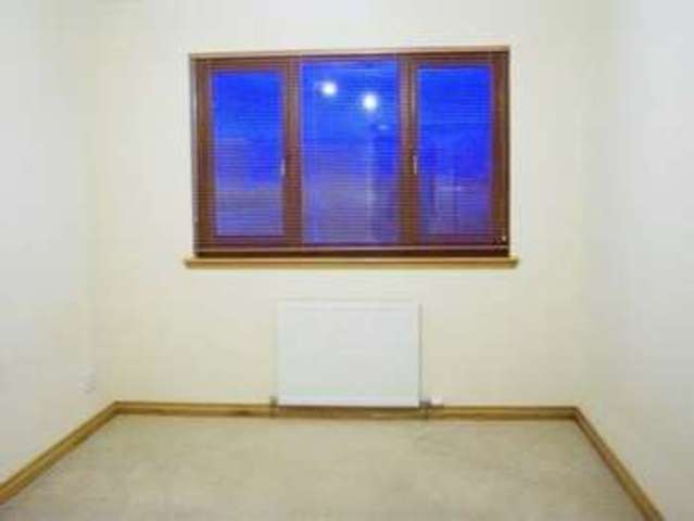  Image of 3 bedroom Semi-Detached house to rent in Newton Place East Wemyss Kirkcaldy KY1 at Newton Place East Wemyss Kirkcaldy, KY1 4BW
