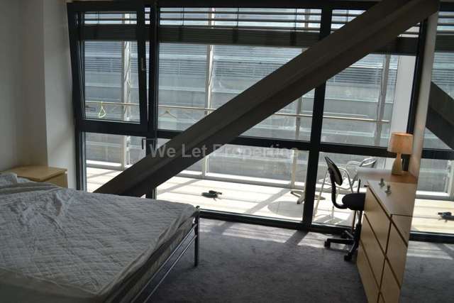  Image of 2 bedroom Apartment to rent in Deansgate Manchester M3 at Deansgate  Manchester, M3 1AZ